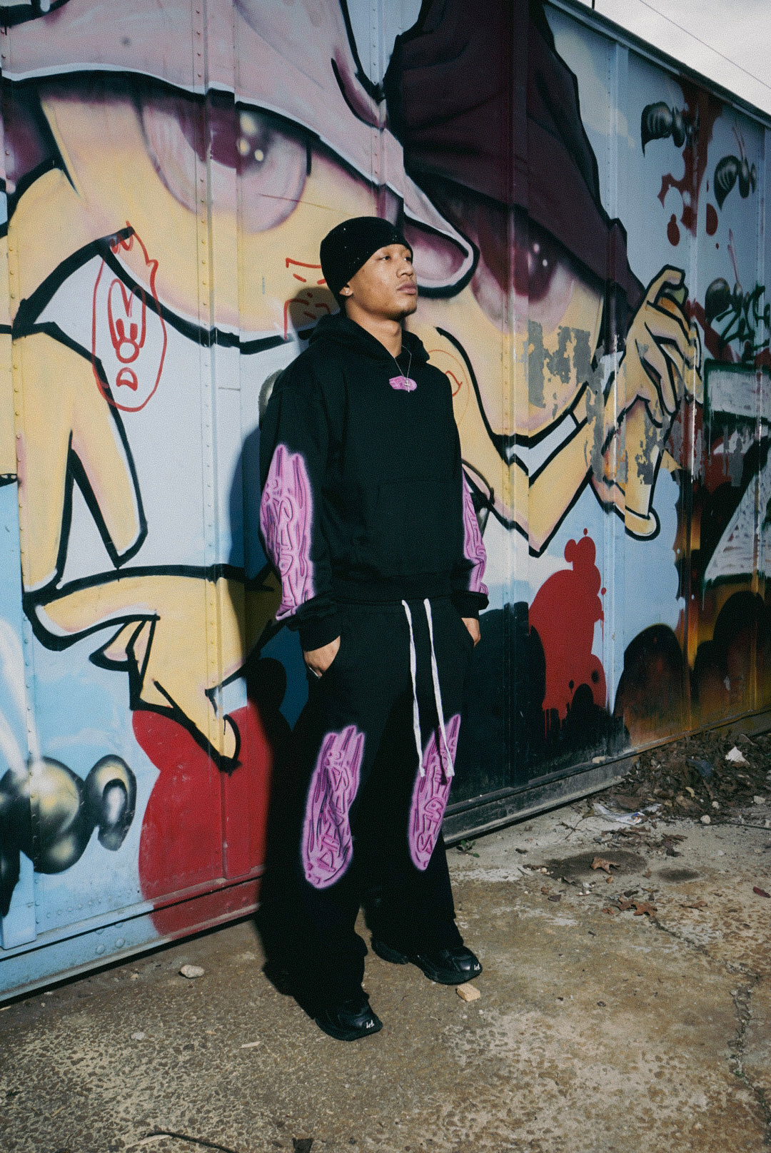 LOVE SLEEVES HOODIE