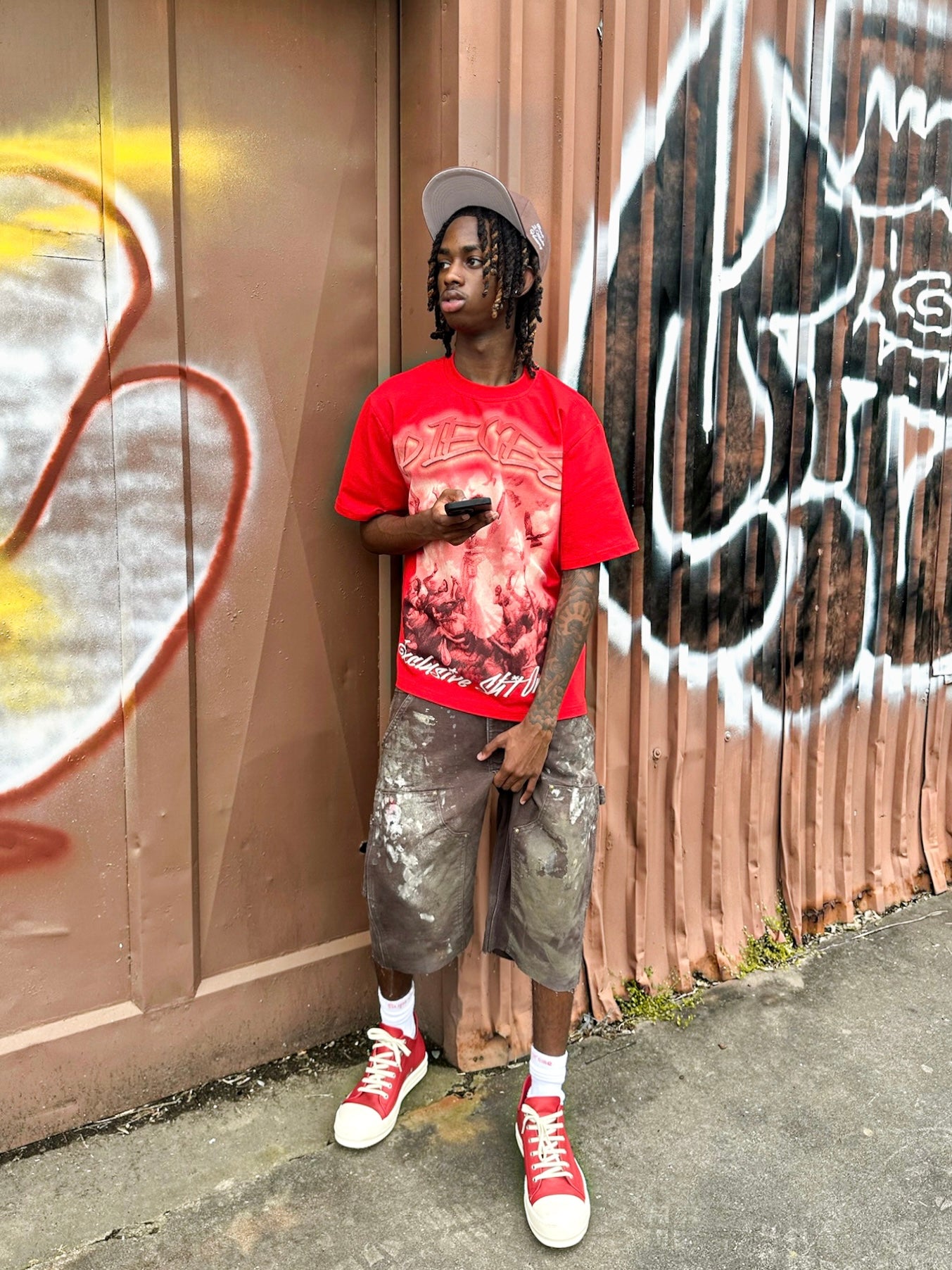 SAINT SAVED TEE
