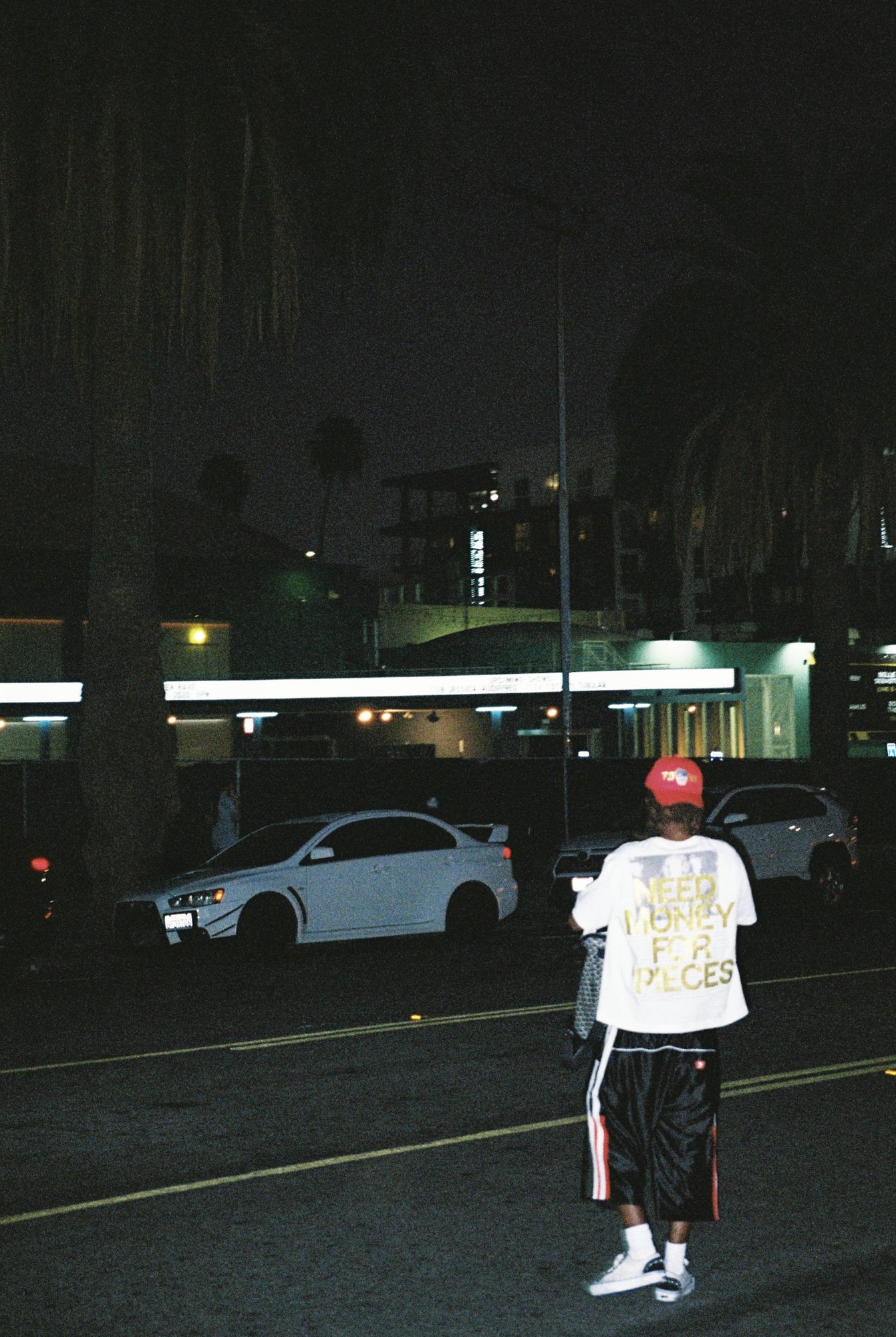 PiecesOfKnowledge lookbook